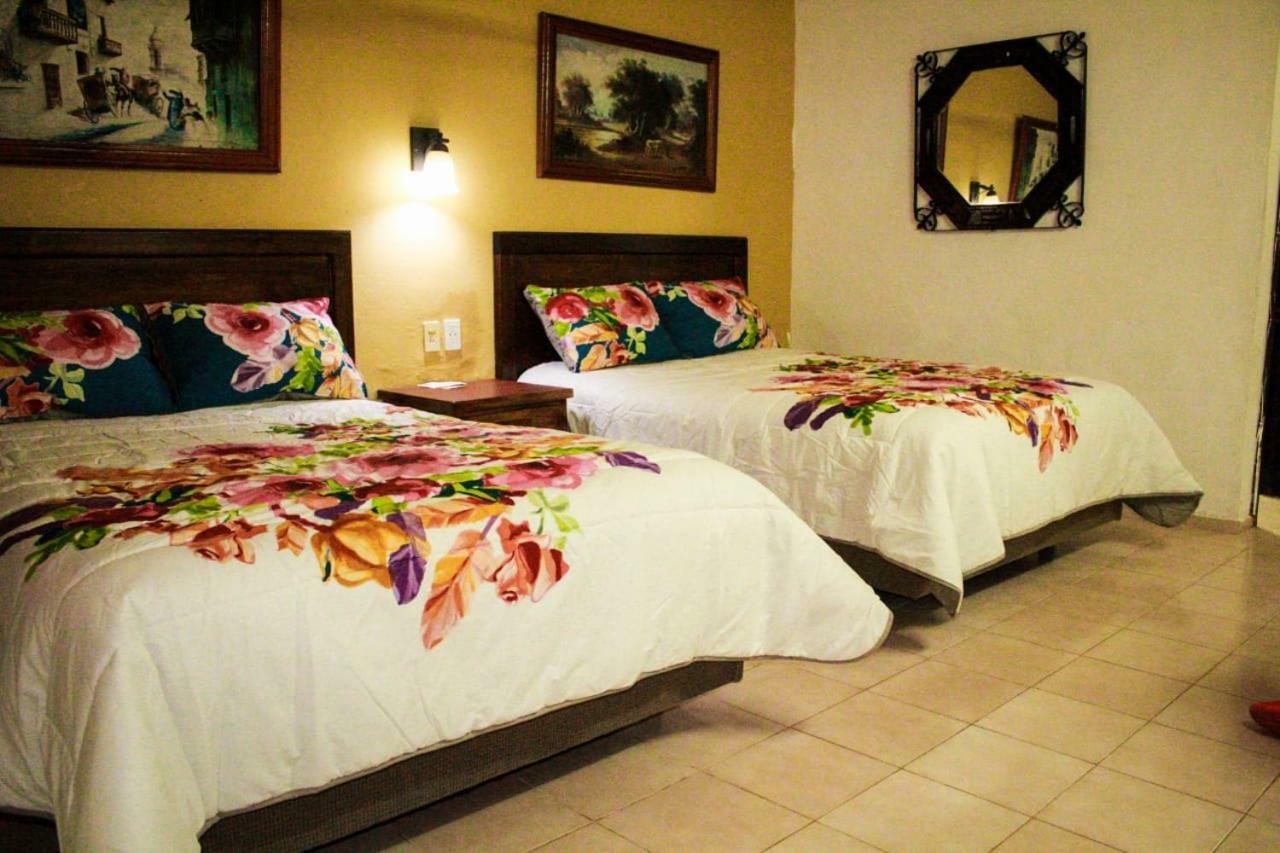 Hotel San Clemente Valladolid  Exteriör bild