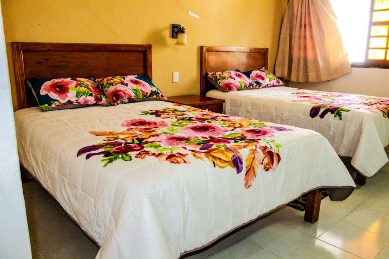 Hotel San Clemente Valladolid  Exteriör bild